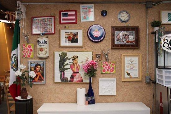 Santa Luna Restaurant